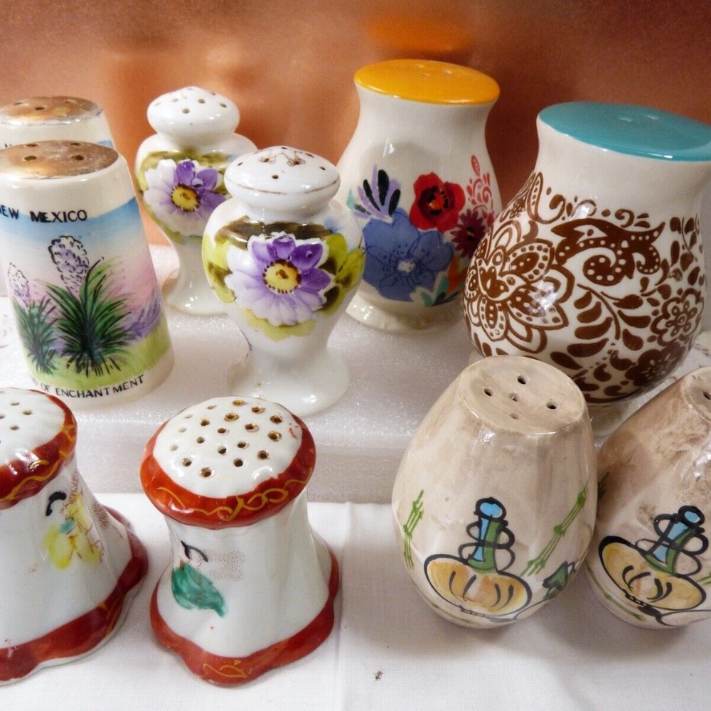 Lot of 10 pc Collection VTG porcelain ceramic salt & pepper shakers
